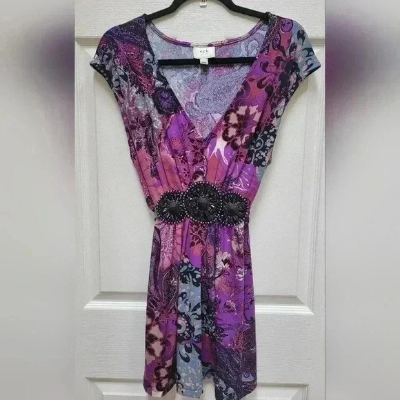 Eci New York Purple Paisley Dress with Beaded Belt line and waist tie Size Large - Picture 1 of 4